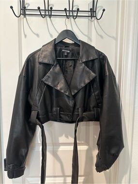 PrettyLittleThing Black Cropped Faux Leather Belted Jacket